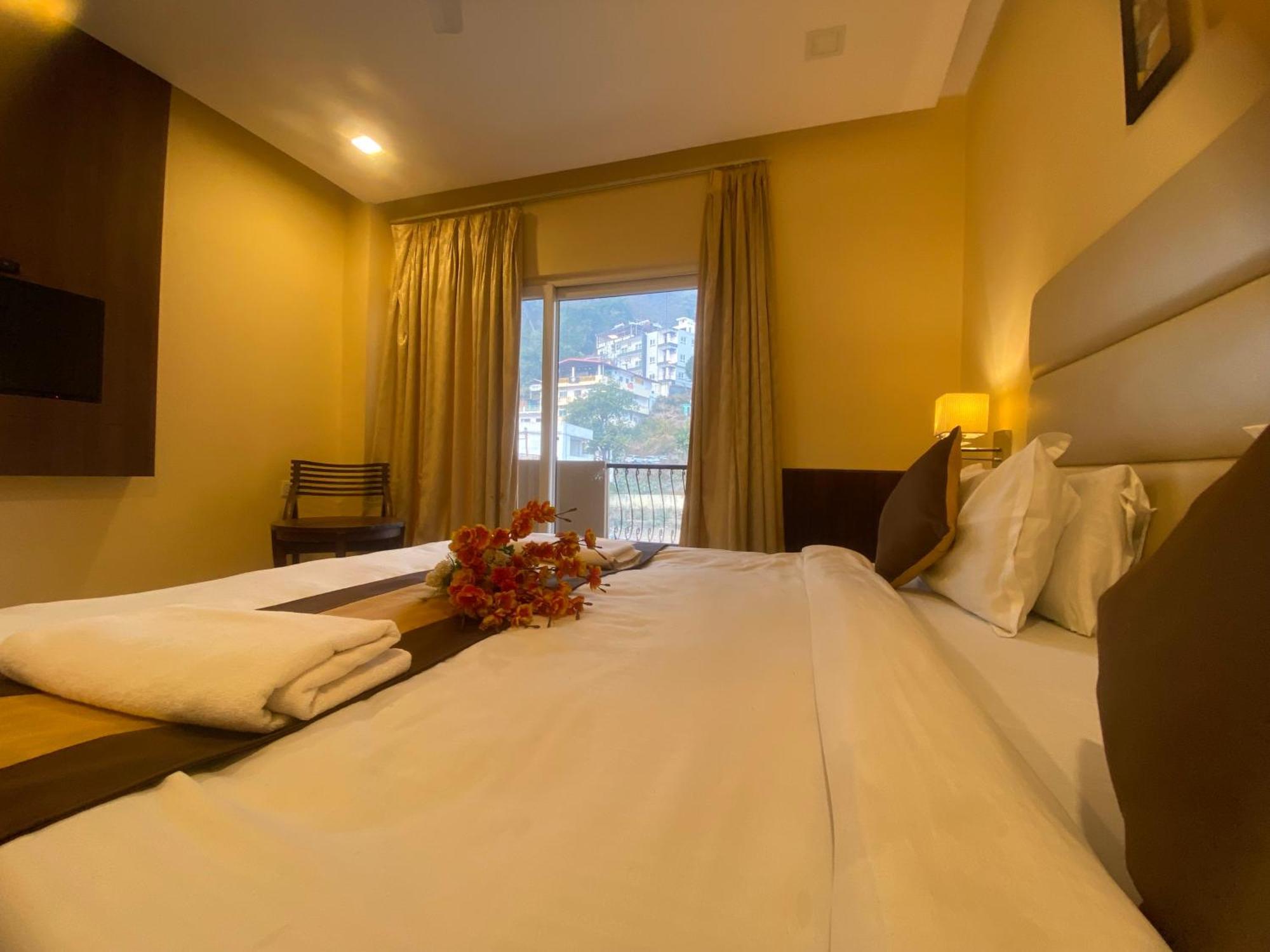 Mj Hills Rishikesh Hotel Exterior photo