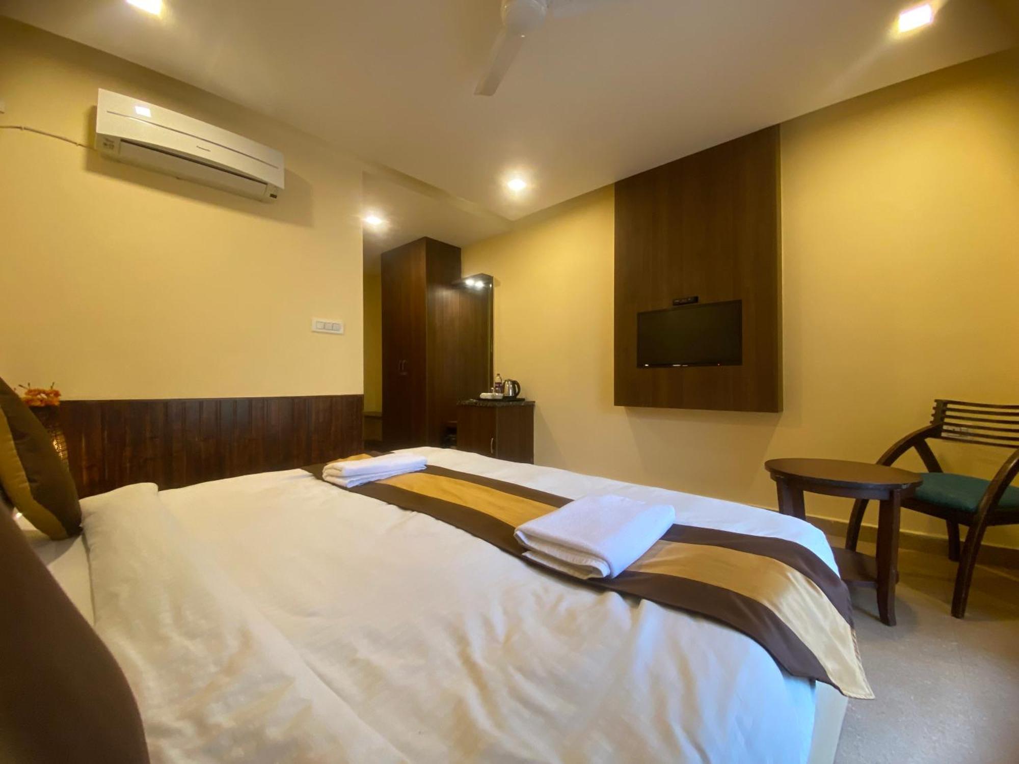 Mj Hills Rishikesh Hotel Exterior photo