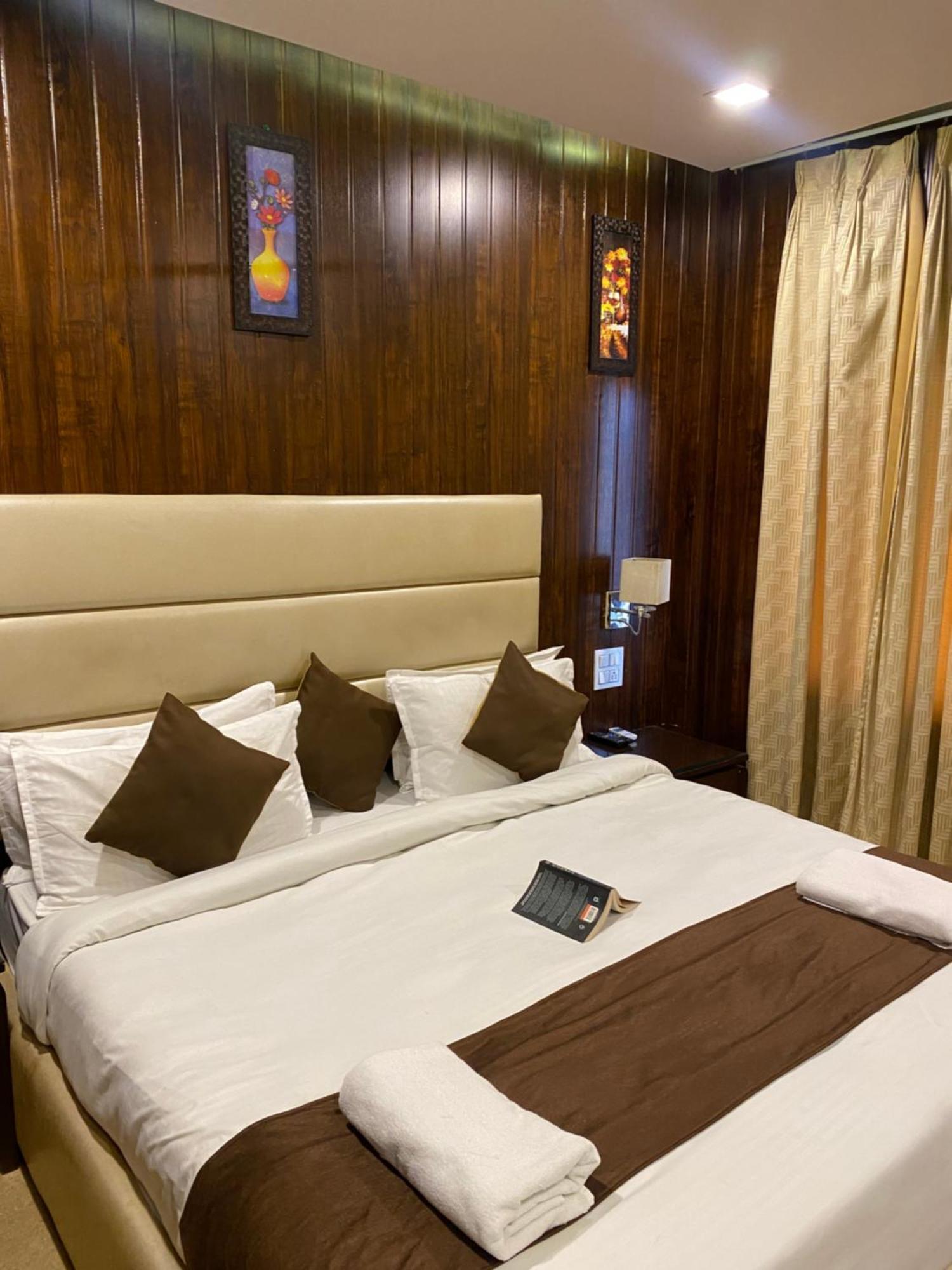 Mj Hills Rishikesh Hotel Exterior photo